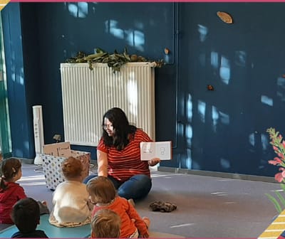 Lilie lit aux tout-petits - Mars 2026 en Belgique - Wekty