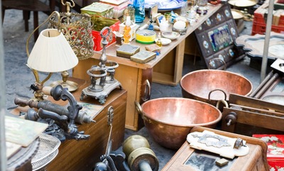 Brocante de charme à LESCHERET - Marché / Brocante - Wekty